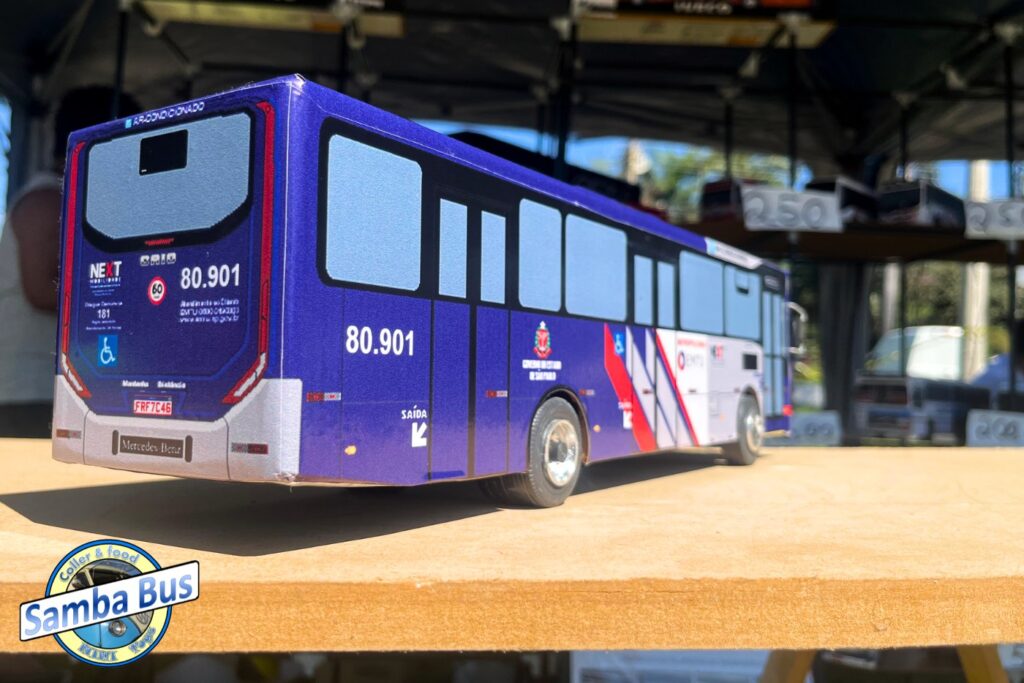 Miniatura de Ônibus Urbano Caio Apache VIP 5 Next Mobilidade EMTU 5 Miniatura de Onibus Urbano Caio Apache VIP 5 EMTU Samba Bus Miniaturas de Onibus Next Mobilidade 5