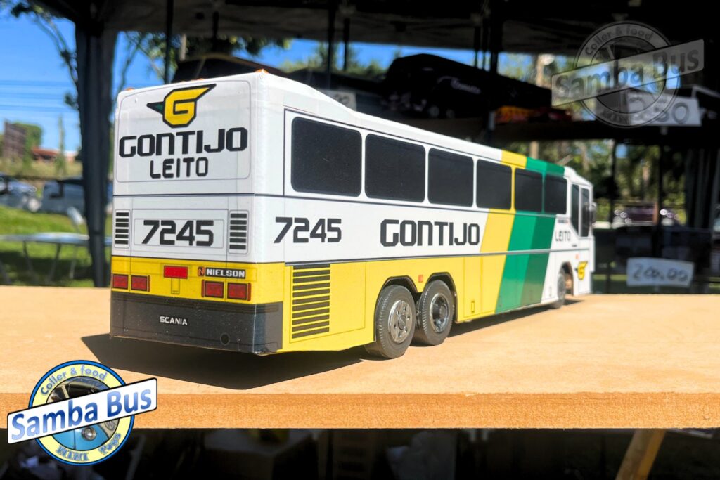 Miniatura de Ônibus da Gontijo Diplomata Escala 1/24 Nielson 3 Miniatura de Ônibus da Gontijo Diplomata