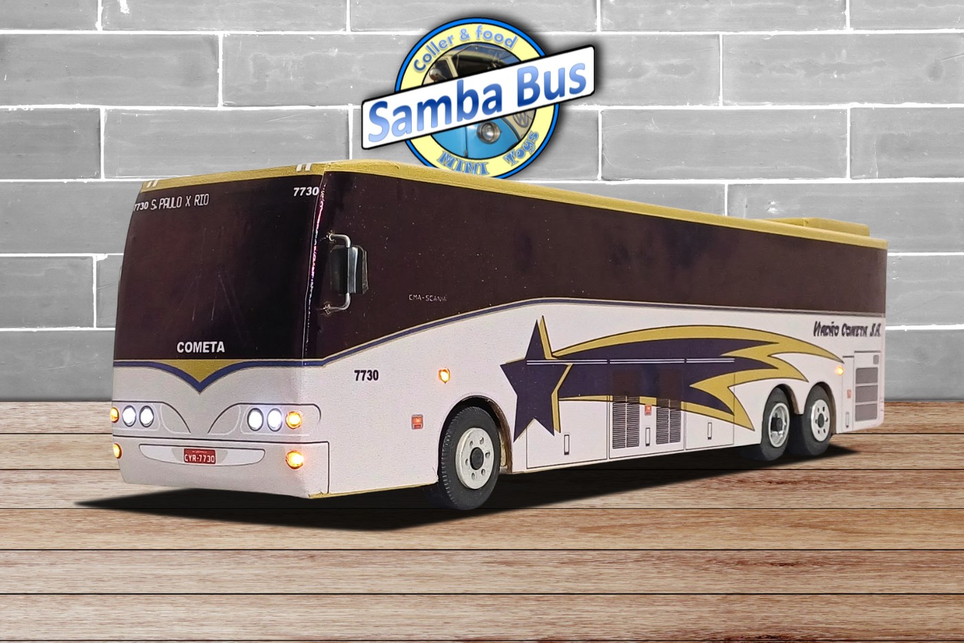 Miniatura de Ônibus Cometa Estrelão Especial com LED. Escala 1/24