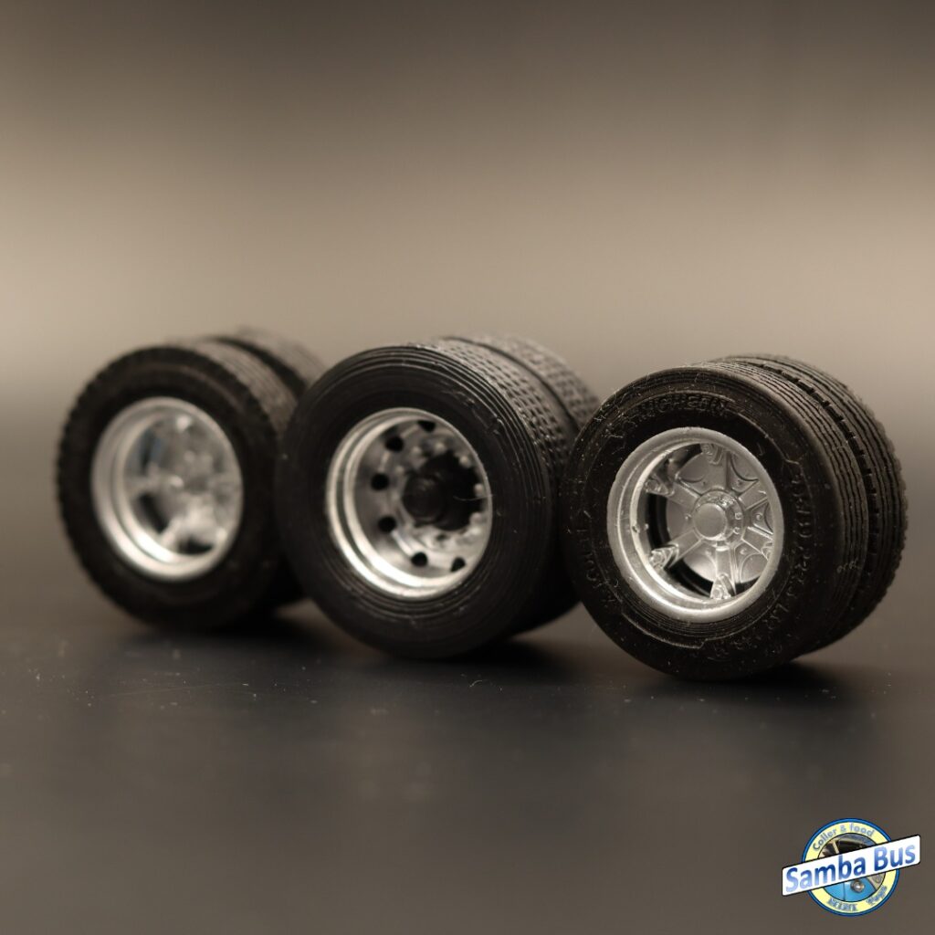 Miniaturas de Ônibus Rodinhas Personalizadas Samba Bus (2)