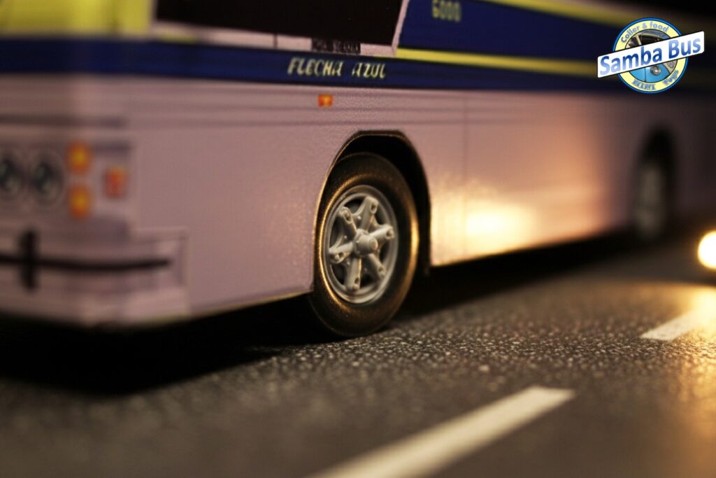 Ônibus Cometa Miniatura