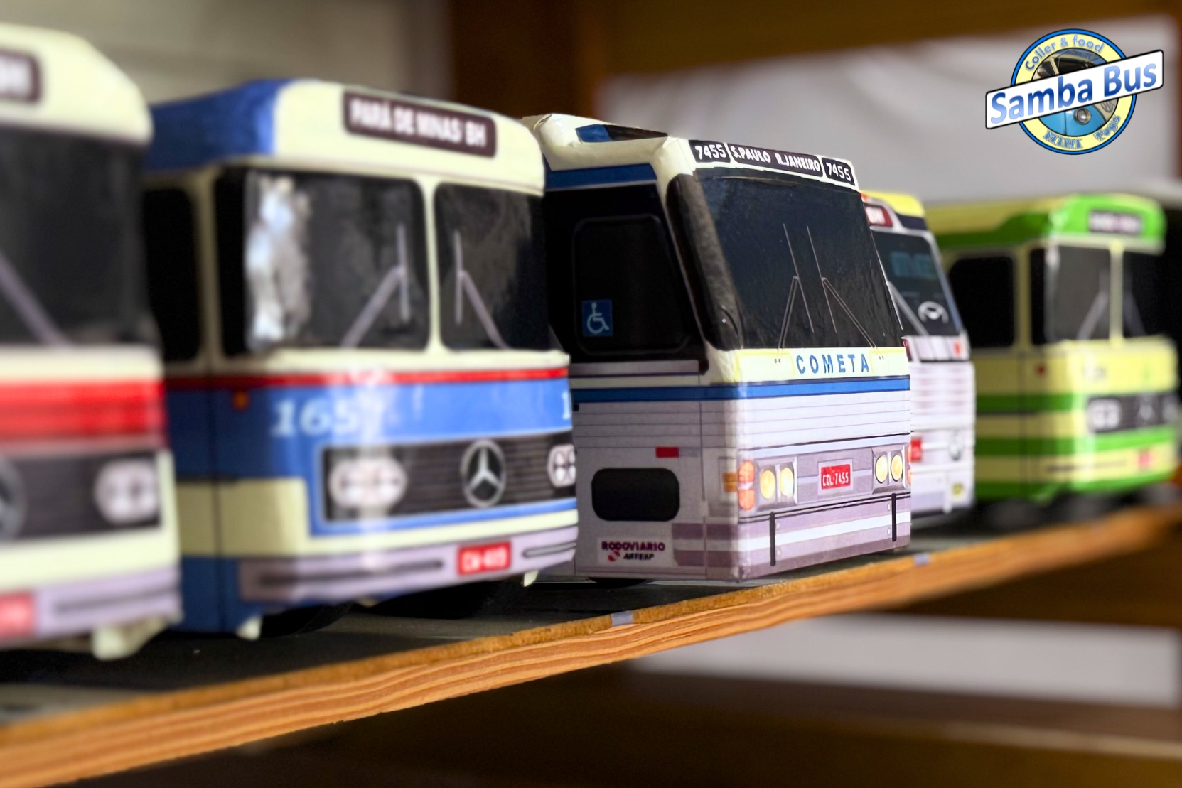 miniaturas de ônibus samba bus
