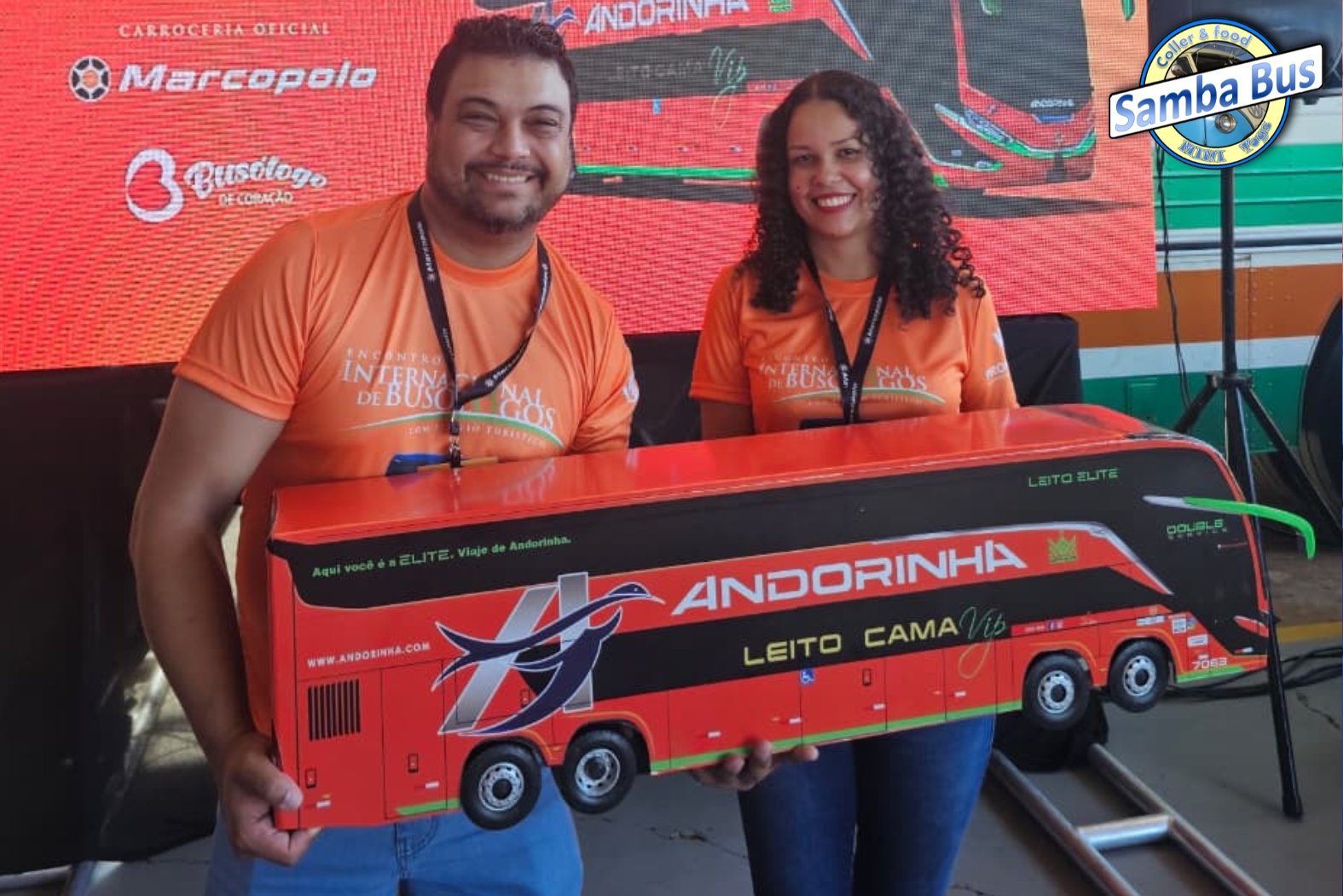 Samba Bus Miniaturas no 78º Aniversário da Andorinha: Uma História de Emoção e Gratidão