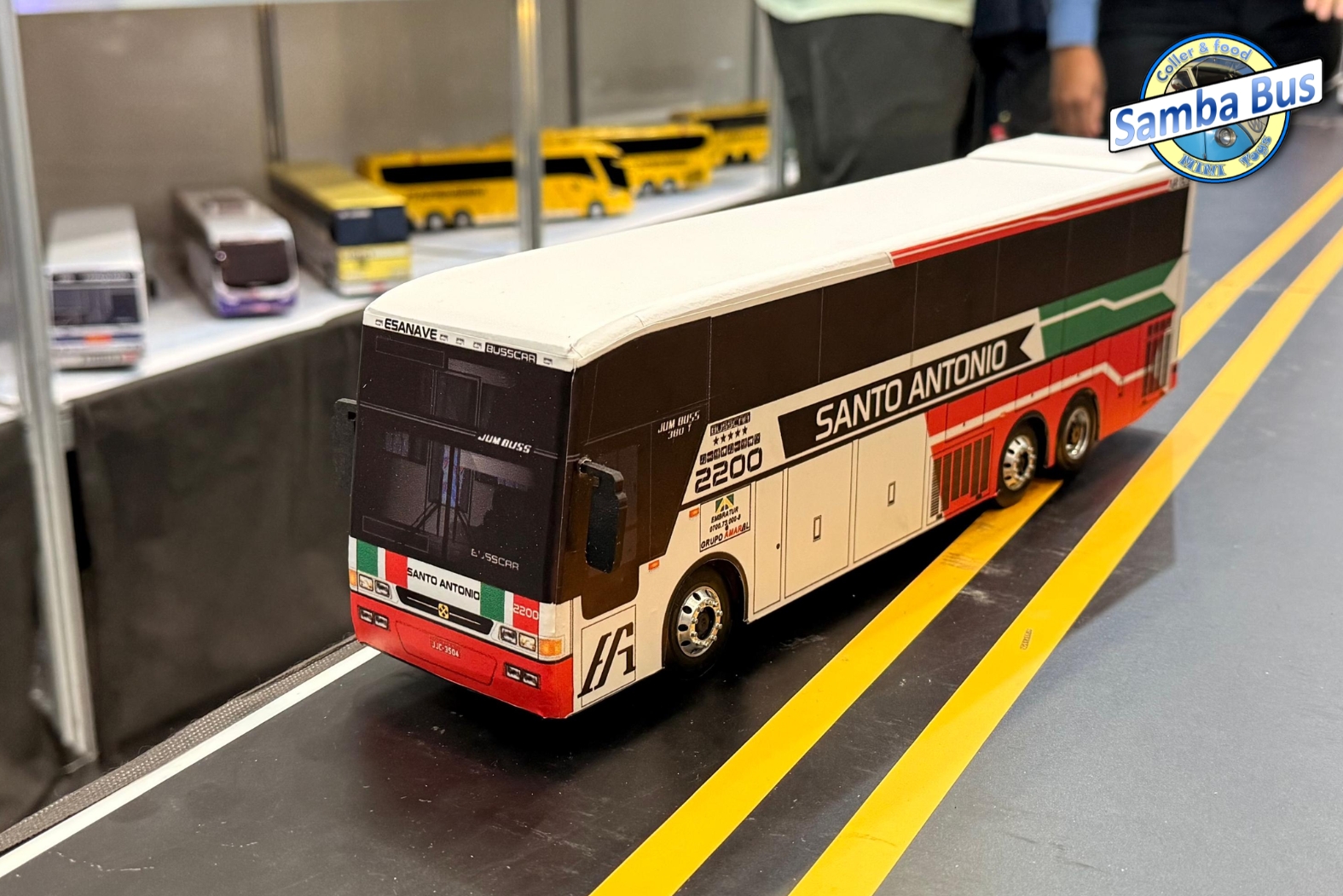 Miniatura de Ônibus ESA – Empresa Santo Antônio (DF) – Escala 1/32