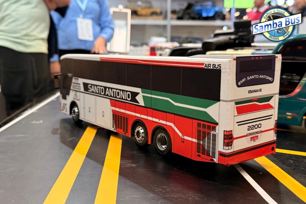 Miniatura de Ônibus ESA - Empresa Santo Antônio